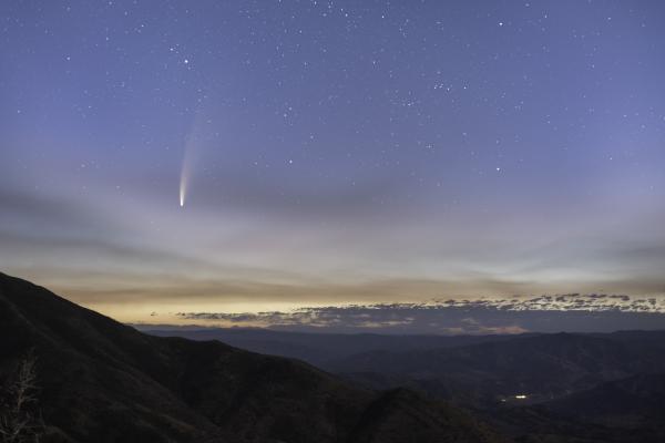 Comet Neowise graces the morning skies of Utah